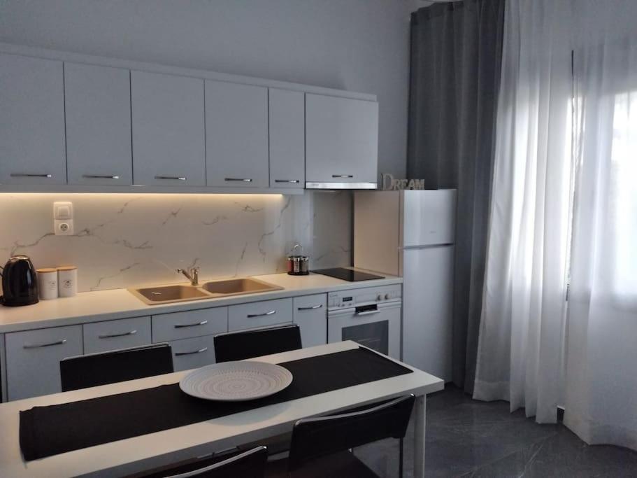 D4 Central Luxury Apartment Golos Dış mekan fotoğraf